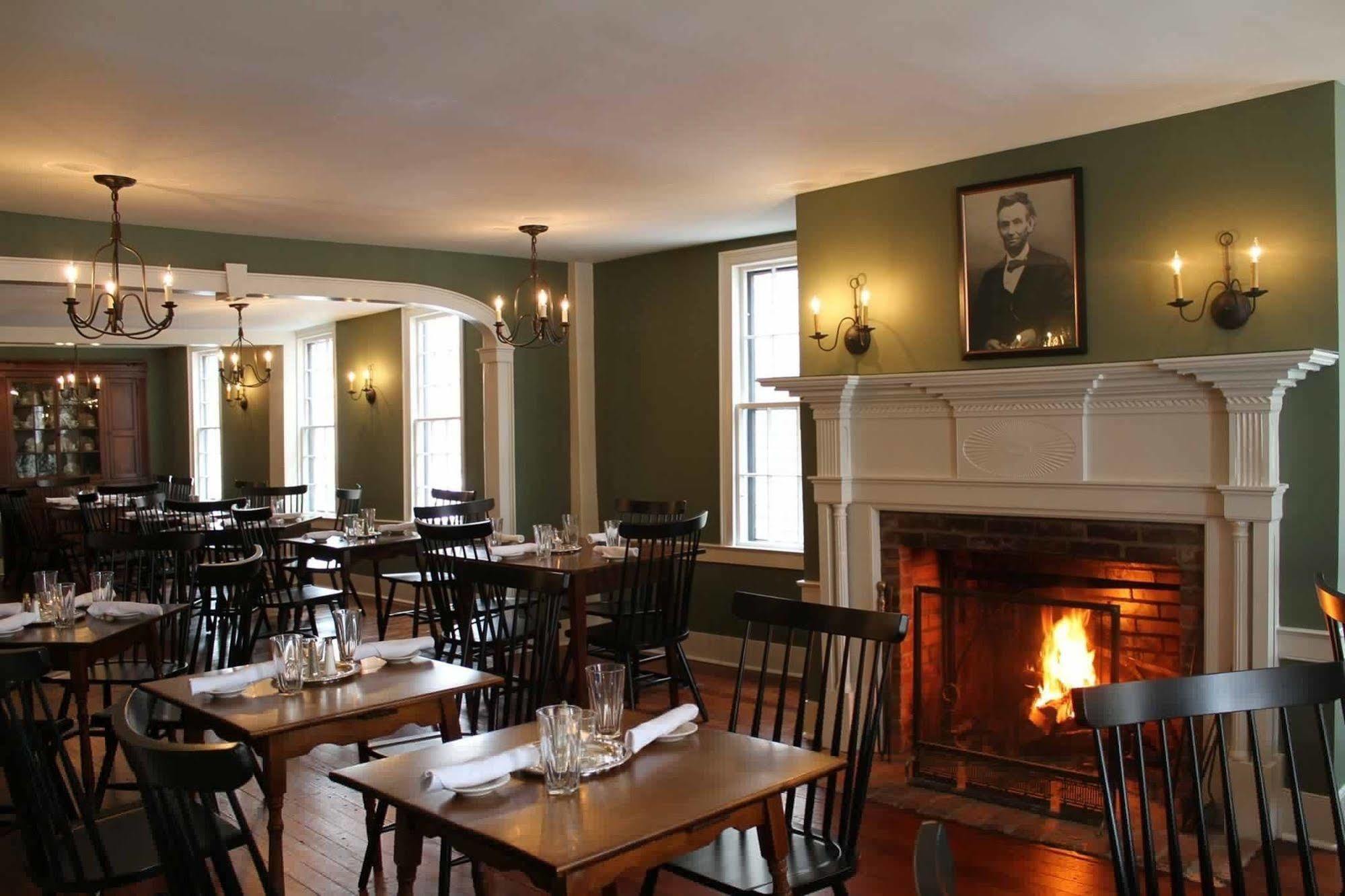 The Buxton Inn Granville Exterior photo